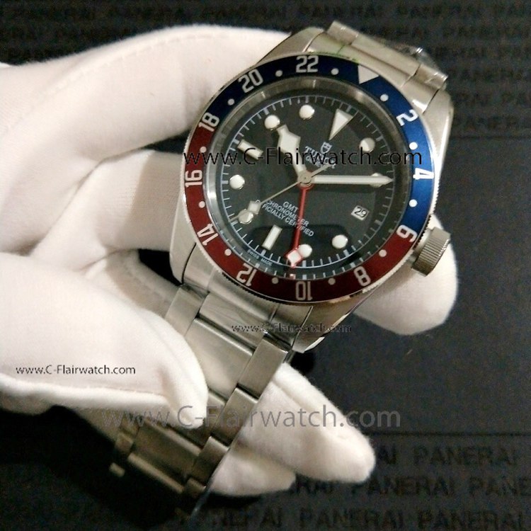 Replica Tudor Black Bay GMT Watch Stainless Steel Pepsi Bezel